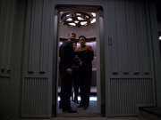 extant_StarTrek_VOY_5x25-Warhead_01116.jpg