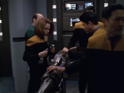 extant_StarTrek_VOY_5x25-Warhead_01159.jpg