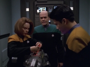 Filename=extant_StarTrek_VOY_5x25-Warhead_01177.jpg
Filesize=152KiB
Dimensions=1200x900
Date added=Nov 22, 2019 extant_StarTrek_VOY_5x25-Warhead_01177.jpg