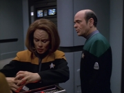 Filename=extant_StarTrek_VOY_5x25-Warhead_01182.jpg
Filesize=144KiB
Dimensions=1200x900
Date added=Nov 22, 2019 extant_StarTrek_VOY_5x25-Warhead_01182.jpg