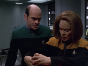 Filename=extant_StarTrek_VOY_5x25-Warhead_01185.jpg
Filesize=148KiB
Dimensions=1200x900
Date added=Nov 22, 2019 extant_StarTrek_VOY_5x25-Warhead_01185.jpg