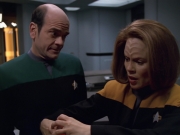 Filename=extant_StarTrek_VOY_5x25-Warhead_01188.jpg
Filesize=146KiB
Dimensions=1200x900
Date added=Nov 22, 2019 extant_StarTrek_VOY_5x25-Warhead_01188.jpg