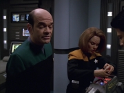 Filename=extant_StarTrek_VOY_5x25-Warhead_01199.jpg
Filesize=149KiB
Dimensions=1200x900
Date added=Nov 22, 2019 extant_StarTrek_VOY_5x25-Warhead_01199.jpg