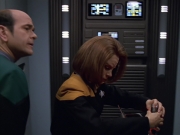 extant_StarTrek_VOY_5x25-Warhead_01213.jpg