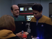 Filename=extant_StarTrek_VOY_5x25-Warhead_01232.jpg
Filesize=151KiB
Dimensions=1200x900
Date added=Nov 22, 2019 extant_StarTrek_VOY_5x25-Warhead_01232.jpg