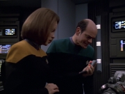 Filename=extant_StarTrek_VOY_5x25-Warhead_01269.jpg
Filesize=152KiB
Dimensions=1200x900
Date added=Nov 22, 2019 extant_StarTrek_VOY_5x25-Warhead_01269.jpg