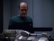 Filename=extant_StarTrek_VOY_5x25-Warhead_01362.jpg
Filesize=123KiB
Dimensions=1200x900
Date added=Nov 22, 2019 extant_StarTrek_VOY_5x25-Warhead_01362.jpg