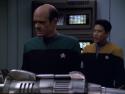 Filename=extant_StarTrek_VOY_5x25-Warhead_01372.jpg
Filesize=153KiB
Dimensions=1200x900
Date added=Nov 22, 2019 extant_StarTrek_VOY_5x25-Warhead_01372.jpg