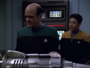 Filename=extant_StarTrek_VOY_5x25-Warhead_01373.jpg
Filesize=156KiB
Dimensions=1200x900
Date added=Nov 22, 2019 extant_StarTrek_VOY_5x25-Warhead_01373.jpg