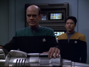 Filename=extant_StarTrek_VOY_5x25-Warhead_01399.jpg
Filesize=164KiB
Dimensions=1200x900
Date added=Nov 22, 2019 extant_StarTrek_VOY_5x25-Warhead_01399.jpg