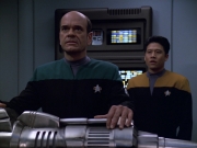 Filename=extant_StarTrek_VOY_5x25-Warhead_01405.jpg
Filesize=164KiB
Dimensions=1200x900
Date added=Nov 22, 2019 extant_StarTrek_VOY_5x25-Warhead_01405.jpg