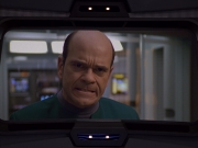 extant_StarTrek_VOY_5x25-Warhead_01530.jpg