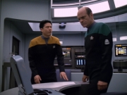 extant_StarTrek_VOY_5x25-Warhead_01838.jpg