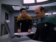 extant_StarTrek_VOY_5x25-Warhead_01845.jpg