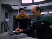 extant_StarTrek_VOY_5x25-Warhead_01848.jpg