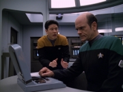 extant_StarTrek_VOY_5x25-Warhead_01854.jpg