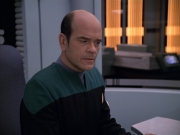 extant_StarTrek_VOY_5x25-Warhead_01863.jpg