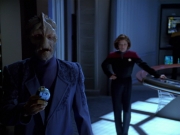 Filename=extant_StarTrek_VOY_5x25-Warhead_02020.jpg
Filesize=158KiB
Dimensions=1200x900
Date added=Nov 22, 2019 extant_StarTrek_VOY_5x25-Warhead_02020.jpg