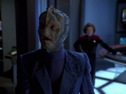 Filename=extant_StarTrek_VOY_5x25-Warhead_02022.jpg
Filesize=149KiB
Dimensions=1200x900
Date added=Nov 22, 2019 extant_StarTrek_VOY_5x25-Warhead_02022.jpg