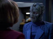 Filename=extant_StarTrek_VOY_5x25-Warhead_02103.jpg
Filesize=156KiB
Dimensions=1200x900
Date added=Nov 22, 2019 extant_StarTrek_VOY_5x25-Warhead_02103.jpg