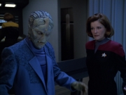 Filename=extant_StarTrek_VOY_5x25-Warhead_02128.jpg
Filesize=150KiB
Dimensions=1200x900
Date added=Nov 22, 2019 extant_StarTrek_VOY_5x25-Warhead_02128.jpg