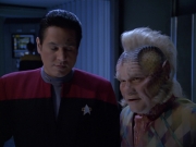 Filename=extant_StarTrek_VOY_5x25-Warhead_02180.jpg
Filesize=152KiB
Dimensions=1200x900
Date added=Nov 22, 2019 extant_StarTrek_VOY_5x25-Warhead_02180.jpg