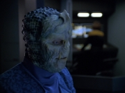 extant_StarTrek_VOY_5x25-Warhead_02184.jpg