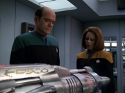 extant_StarTrek_VOY_5x25-Warhead_02276.jpg