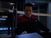 Filename=extant_StarTrek_VOY_5x25-Warhead_02280.jpg
Filesize=149KiB
Dimensions=1200x900
Date added=Nov 22, 2019 extant_StarTrek_VOY_5x25-Warhead_02280.jpg