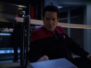 Filename=extant_StarTrek_VOY_5x25-Warhead_02282.jpg
Filesize=153KiB
Dimensions=1200x900
Date added=Nov 22, 2019 extant_StarTrek_VOY_5x25-Warhead_02282.jpg