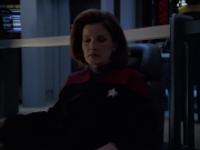 Filename=extant_StarTrek_VOY_5x25-Warhead_02303.jpg
Filesize=115KiB
Dimensions=1200x900
Date added=Nov 22, 2019 extant_StarTrek_VOY_5x25-Warhead_02303.jpg