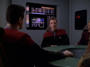 extant_StarTrek_VOY_5x25-Warhead_02425.jpg