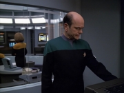 Filename=extant_StarTrek_VOY_5x25-Warhead_02506.jpg
Filesize=144KiB
Dimensions=1200x900
Date added=Nov 22, 2019 extant_StarTrek_VOY_5x25-Warhead_02506.jpg