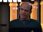 extant_StarTrek_VOY_5x25-Warhead_02625.jpg