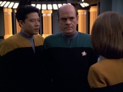 extant_StarTrek_VOY_5x25-Warhead_02678.jpg