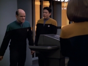 Filename=extant_StarTrek_VOY_5x25-Warhead_02768.jpg
Filesize=146KiB
Dimensions=1200x900
Date added=Nov 22, 2019 extant_StarTrek_VOY_5x25-Warhead_02768.jpg
