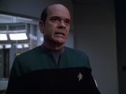 Filename=extant_StarTrek_VOY_5x25-Warhead_02839.jpg
Filesize=115KiB
Dimensions=1200x900
Date added=Nov 22, 2019 extant_StarTrek_VOY_5x25-Warhead_02839.jpg