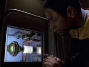 extant_StarTrek_VOY_5x25-Warhead_02881.jpg