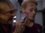 extant_StarTrek_VOY_5x25-Warhead_02899.jpg