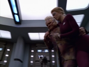 extant_StarTrek_VOY_5x25-Warhead_02974.jpg