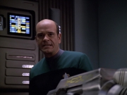 Filename=extant_StarTrek_VOY_5x25-Warhead_03065.jpg
Filesize=137KiB
Dimensions=1200x900
Date added=Nov 22, 2019 extant_StarTrek_VOY_5x25-Warhead_03065.jpg