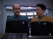 Filename=extant_StarTrek_VOY_5x25-Warhead_03164.jpg
Filesize=148KiB
Dimensions=1200x900
Date added=Nov 22, 2019 extant_StarTrek_VOY_5x25-Warhead_03164.jpg