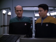 Filename=extant_StarTrek_VOY_5x25-Warhead_03166.jpg
Filesize=150KiB
Dimensions=1200x900
Date added=Nov 22, 2019 extant_StarTrek_VOY_5x25-Warhead_03166.jpg