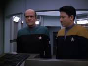 Filename=extant_StarTrek_VOY_5x25-Warhead_03167.jpg
Filesize=150KiB
Dimensions=1200x900
Date added=Nov 22, 2019 extant_StarTrek_VOY_5x25-Warhead_03167.jpg