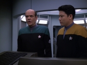 Filename=extant_StarTrek_VOY_5x25-Warhead_03168.jpg
Filesize=143KiB
Dimensions=1200x900
Date added=Nov 22, 2019 extant_StarTrek_VOY_5x25-Warhead_03168.jpg