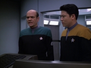 Filename=extant_StarTrek_VOY_5x25-Warhead_03169.jpg
Filesize=140KiB
Dimensions=1200x900
Date added=Nov 22, 2019 extant_StarTrek_VOY_5x25-Warhead_03169.jpg