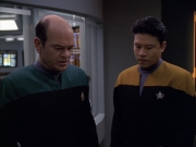 Filename=extant_StarTrek_VOY_5x25-Warhead_03254.jpg
Filesize=132KiB
Dimensions=1200x900
Date added=Nov 22, 2019 extant_StarTrek_VOY_5x25-Warhead_03254.jpg