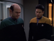 Filename=extant_StarTrek_VOY_5x25-Warhead_03255.jpg
Filesize=141KiB
Dimensions=1200x900
Date added=Nov 22, 2019 extant_StarTrek_VOY_5x25-Warhead_03255.jpg