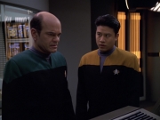Filename=extant_StarTrek_VOY_5x25-Warhead_03257.jpg
Filesize=153KiB
Dimensions=1200x900
Date added=Nov 22, 2019 extant_StarTrek_VOY_5x25-Warhead_03257.jpg