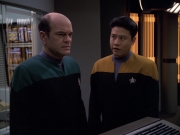 Filename=extant_StarTrek_VOY_5x25-Warhead_03261.jpg
Filesize=168KiB
Dimensions=1200x900
Date added=Nov 22, 2019 extant_StarTrek_VOY_5x25-Warhead_03261.jpg